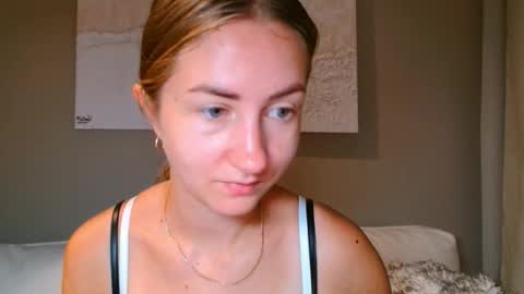 Snapshot of taliiyafiredream chatting on 10/24/25, 06:21 Kira online show from 10/24/25, 06:21