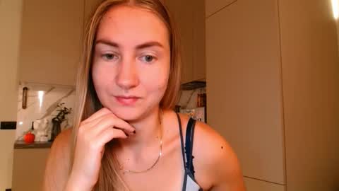 Snapshot of taliiyafiredream chatting on 10/31/25, 06:14 Kira online show from 10/31/25, 06:14