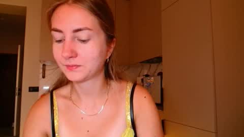 Snapshot of taliiyafiredream chatting on 11/05/25, 05:51 Kira online show from 11/05/25, 05:51