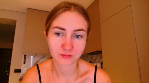 Snapshot of taliiyafiredream chatting on 11/24/25, 08:14 Kira online show from 11/24/25, 08:14