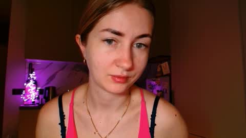  Kira  online show from 03/19/26, 06:39