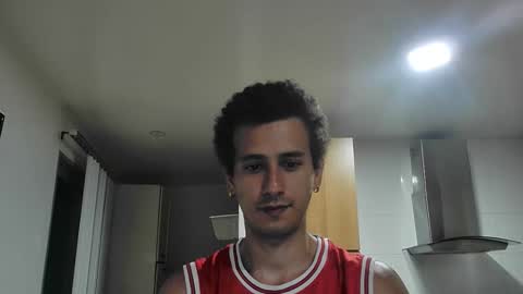 Snapshot of talktome4 chatting on 12/16/25, 04:50 talktome4 online show from 12/16/25, 04:50