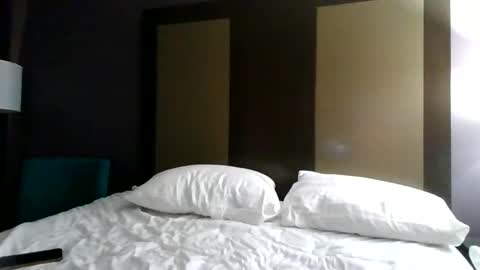 Lily Rhoades online show from 09/10/25, 06:46