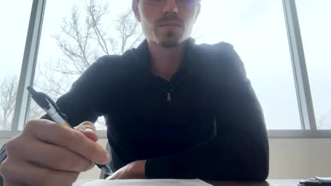 Snapshot of tallcockandhandsom chatting on 12/19/25, 05:42 tallcockandhandsom online show from 12/19/25, 05:42