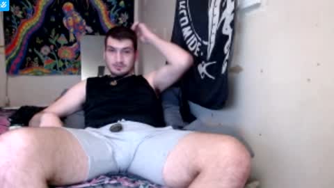 tallerandhandsomer online show from 01/11/26, 08:41