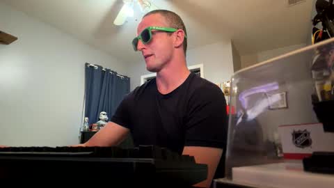 first stream was very fun grateful for every follow and super active chat online show from 06/08/26, 05:08