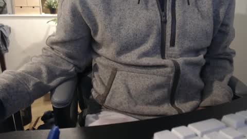 Snapshot of tallguysfbay chatting on 01/20/25, 03:07 tallguysfbay online show from 01/20/25, 03:07