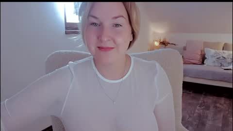 Snapshot of tallinnlove chatting on 07/23/26, 11:08 tallinnlove online show from 07/23/26, 11:08
