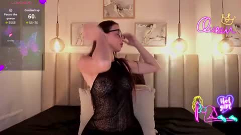 Snapshot of tamara_kisses chatting on 06/15/26, 06:54 tamara online show from 06/15/26, 06:54