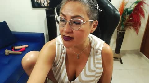 Tamara online show from 07/27/26, 09:55