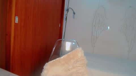 Snapshot of tamara_modelsss1 chatting on 06/13/26, 02:09 Lovense is Active My pleasure is in your hands Private is Open online show from 06/13/26, 02:09