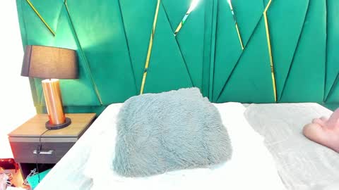 Snapshot of tamara_myller1 chatting on 01/27/25, 03:28 Tamara online show from 01/27/25, 03:28