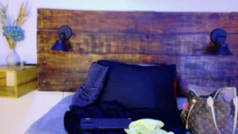    online show from 04/07/26, 10:05