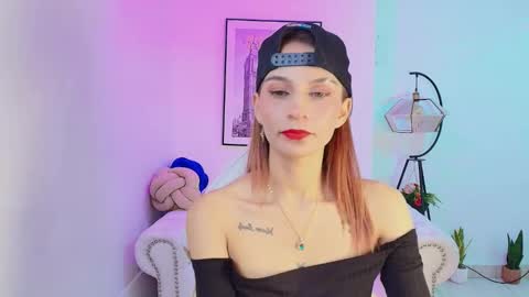 Snapshot of tamara_slimx chatting on 01/25/25, 07:28 Tamara online show from 01/25/25, 07:28