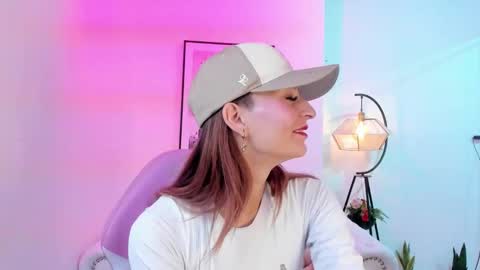 Snapshot of tamara_slimx chatting on 01/30/25, 04:06 Tamara online show from 01/30/25, 04:06