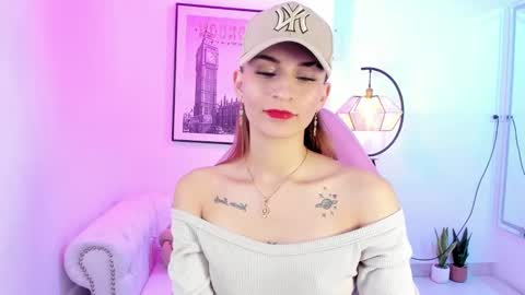 Snapshot of tamara_slimx chatting on 02/12/25, 06:51 Tamara online show from 02/12/25, 06:51