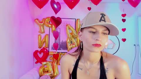 Snapshot of tamara_slimx chatting on 02/13/25, 09:51 Tamara online show from 02/13/25, 09:51