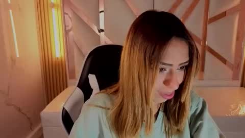 Snapshot of tamara_tp chatting on 02/04/26, 12:55 Tamara online show from 02/04/26, 12:55