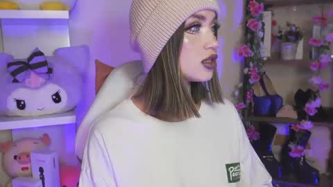 Cami 3 online show from 12/21/24, 05:03