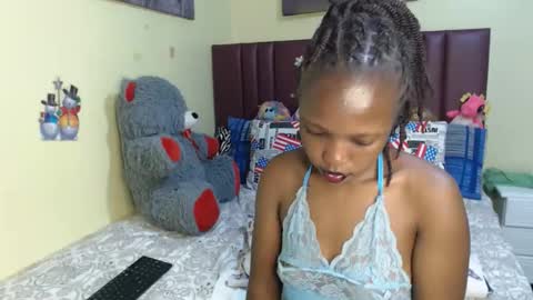 Snapshot of tamela_1 chatting on 11/07/25, 03:39 tamela online show from 11/07/25, 03:39