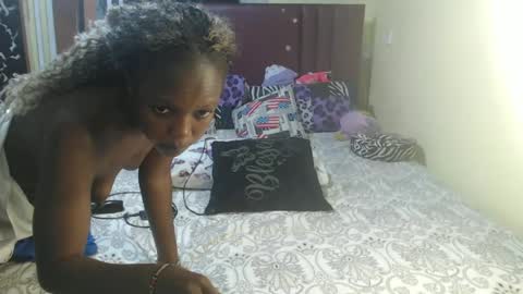 Snapshot of tamela_1 chatting on 06/25/26, 05:12 tamela online show from 06/25/26, 05:12