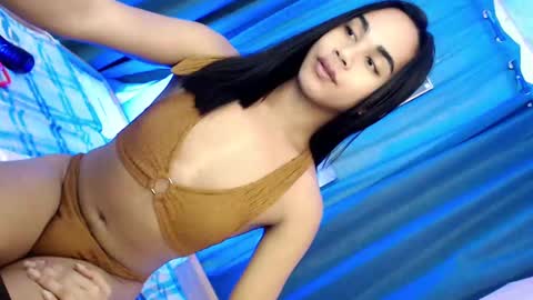 tamera_cummer0969 online show from 02/19/25, 11:57