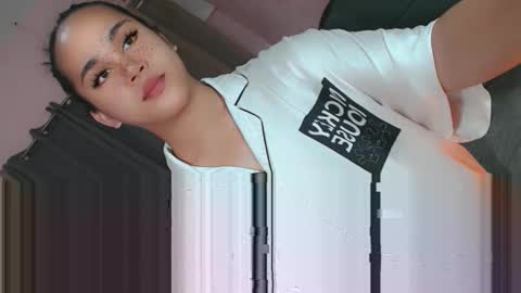 tamera_cummer0969 online show from 01/13/26, 04:18