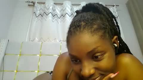 Snapshot of tamia538235 chatting on 01/22/25, 11:43 tamia online show from 01/22/25, 11:43