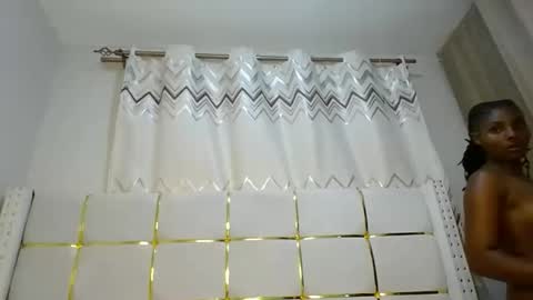 Snapshot of tamia538235 chatting on 02/09/25, 06:43 tamia online show from 02/09/25, 06:43