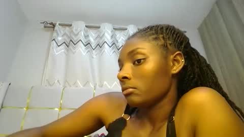 Snapshot of tamia538235 chatting on 02/23/25, 12:08 tamia online show from 02/23/25, 12:08