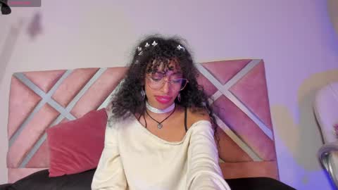 Snapshot of tamia_25 chatting on 04/18/26, 08:31 TAMI online show from 04/18/26, 08:31