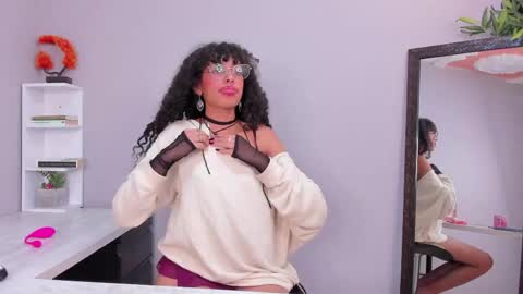 Snapshot of tamia_25 chatting on 04/21/26, 01:28 TAMI online show from 04/21/26, 01:28