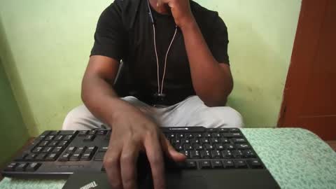 Snapshot of tamil_nadu chatting on 02/17/25, 07:37 tamil_nadu online show from 02/17/25, 07:37