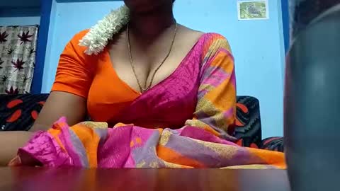 Snapshot of tamilmadhi520 chatting on 05/02/26, 05:56 tamilmadhi520 online show from 05/02/26, 05:56