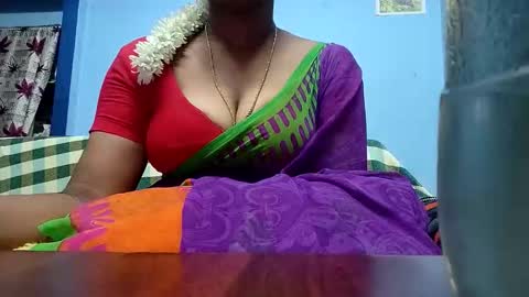 Snapshot of tamilmadhi520 chatting on 05/25/26, 06:19 tamilmadhi520 online show from 05/25/26, 06:19