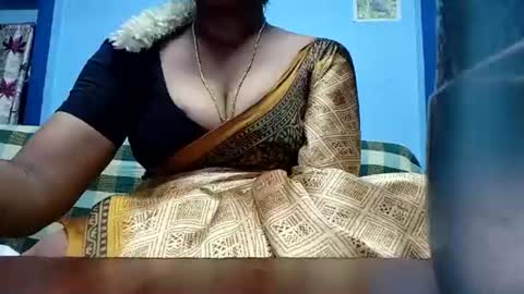 Snapshot of tamilmadhi520 chatting on 06/24/26, 05:45 tamilmadhi520 online show from 06/24/26, 05:45