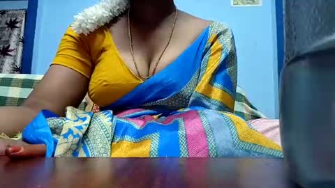Snapshot of tamilmadhi520 chatting on 06/29/26, 05:57 tamilmadhi520 online show from 06/29/26, 05:57