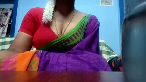Snapshot of tamilmadhi520 chatting on 07/07/26, 05:54 tamilmadhi520 online show from 07/07/26, 05:54