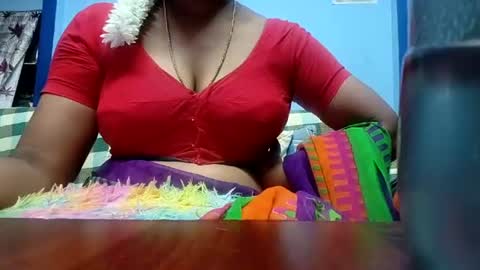 Snapshot of tamilmadhi520 chatting on 07/07/26, 07:23 tamilmadhi520 online show from 07/07/26, 07:23