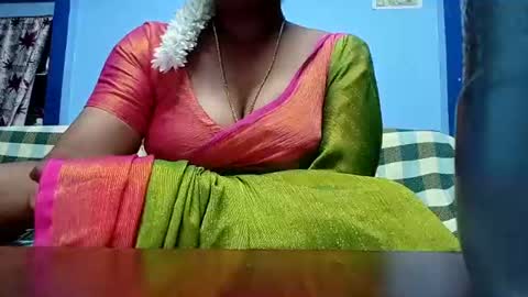 Snapshot of tamilmadhi520 chatting on 07/20/26, 05:15 tamilmadhi520 online show from 07/20/26, 05:15