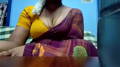 Snapshot of tamilmadhi520 chatting on 07/21/26, 05:48 tamilmadhi520 online show from 07/21/26, 05:48