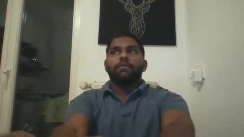 tamilpaiyan09 online show from 03/15/26, 09:43