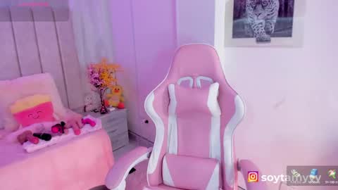 Snapshot of tammy_w chatting on 03/02/25, 04:50 Tammy online show from 03/02/25, 04:50