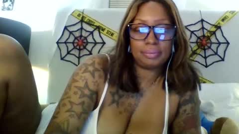 Tammygold online show from 10/25/25, 01:13