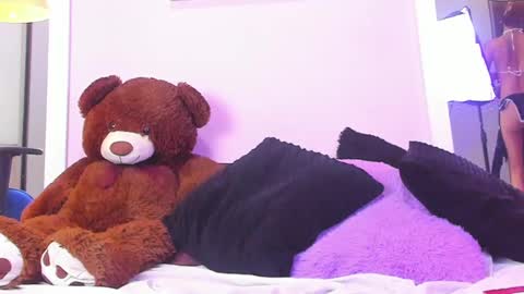 Snapshot of tammyytaylor chatting on 03/03/25, 09:15 TammyTaylor online show from 03/03/25, 09:15