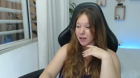 Snapshot of tamy_shine87 chatting on 01/05/25, 09:15 Im Samy online show from 01/05/25, 09:15