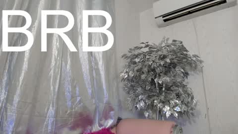 Snapshot of tamyeliot chatting on 12/17/24, 06:56 Tamy online show from 12/17/24, 06:56