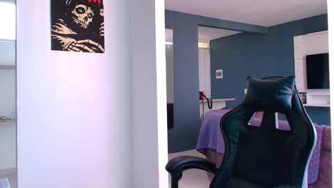 Snapshot of tana_lux chatting on 11/25/25, 01:22 Aytana online show from 11/25/25, 01:22