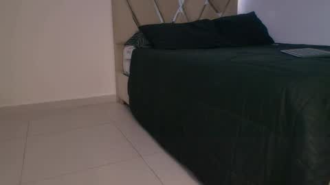 Snapshot of tana_lux chatting on 11/27/25, 06:21 Aytana online show from 11/27/25, 06:21