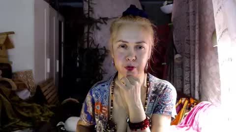 Milena online show from 11/13/25, 01:10